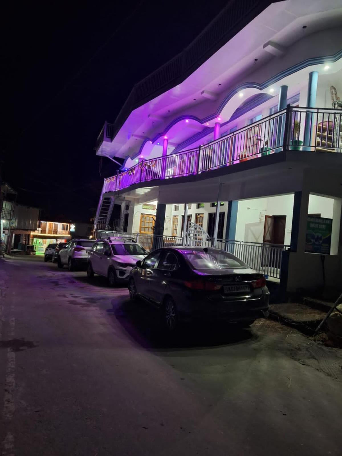 Chandarshila Hike Homestay Ukhimath Exteriér fotografie